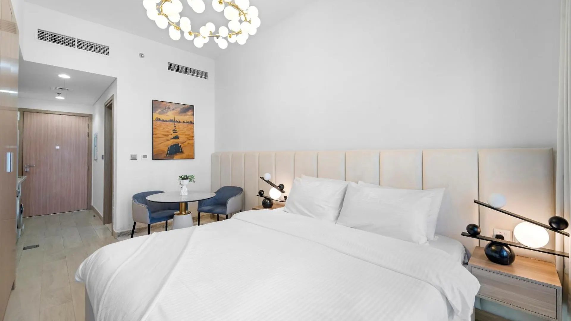 Daire Studio Azizi Riviera 28 Community View Dubai